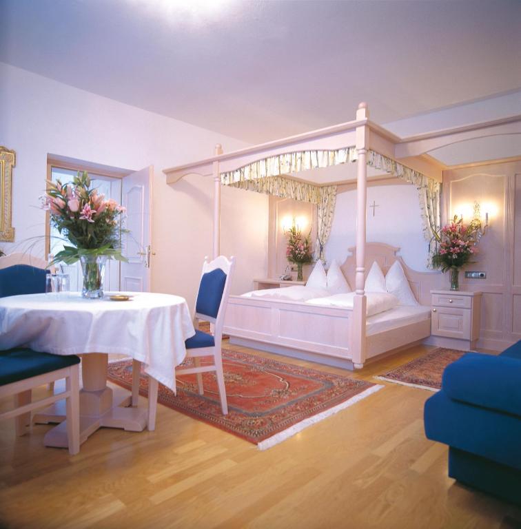 Gartenhotel Maria Theresia Hall in Tirol Værelse billede